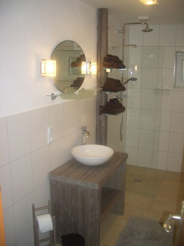 Cozy house centrally located with garden