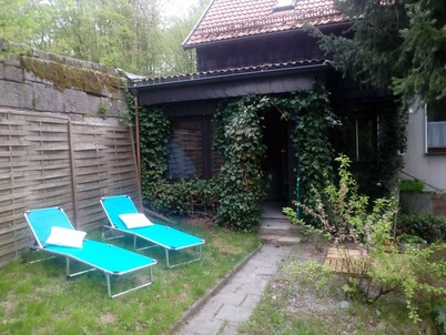 Cozy house centrally located with garden