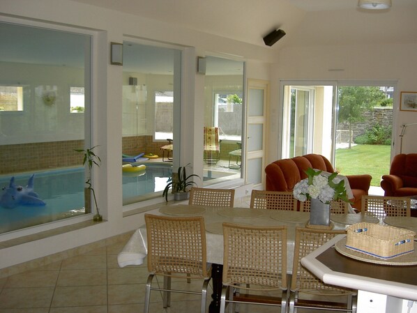 Piscine couverte, piscine chauffée