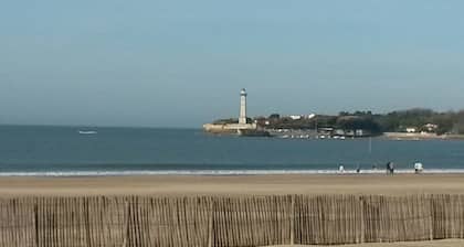 Petite maison 4 personnes "Pointe de ValliÚres" parking privé, plage à 300m.