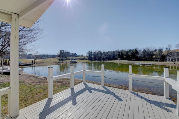 Property grounds - Sleep next to the Pond Fishhouse (New Market)