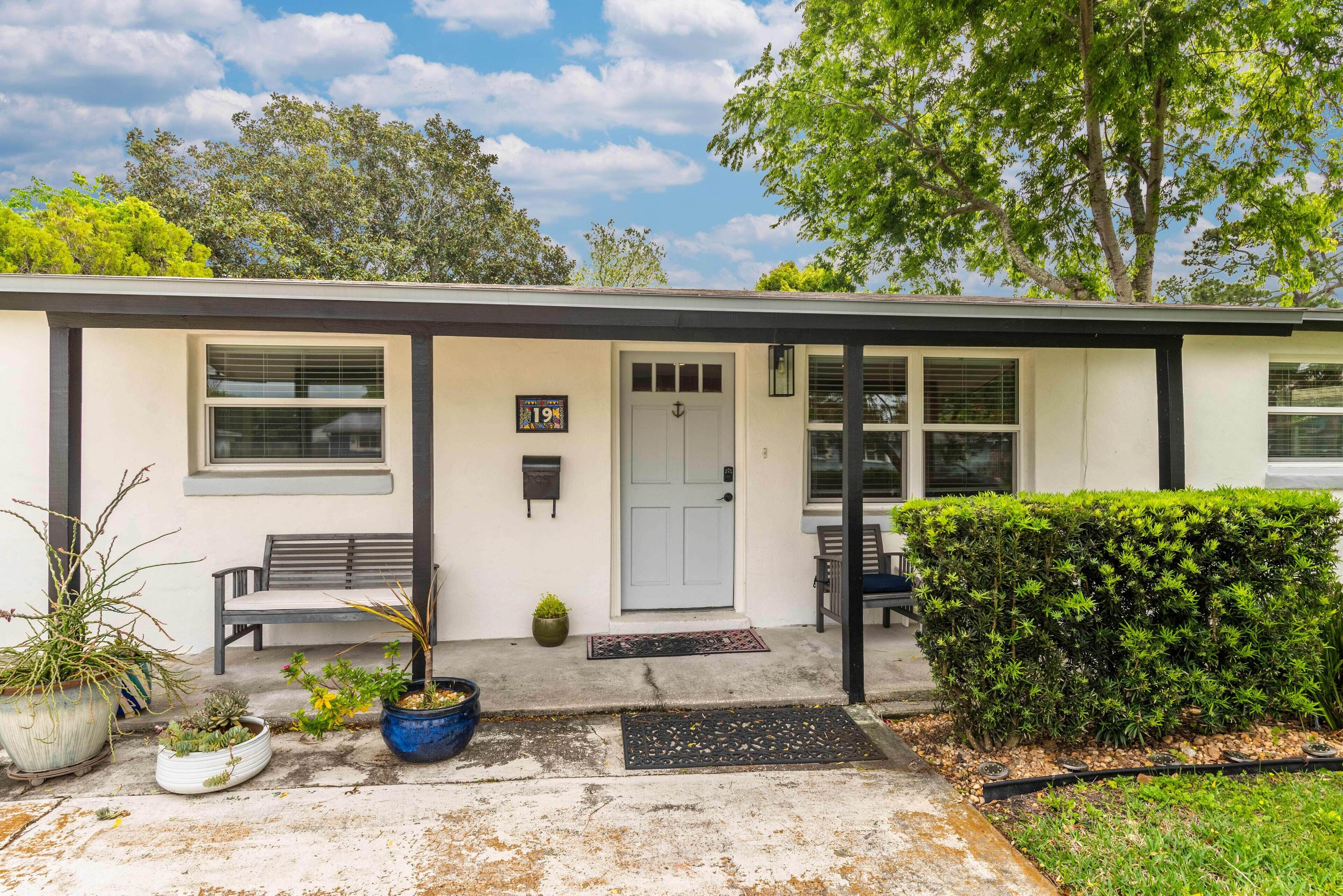 Renovated,Walk To Beach,Fenced Yard,Near Mayo,Beaches Hospital, TPC/Sawgrass!