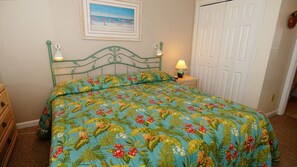 2 bedrooms, travel cot, free WiFi