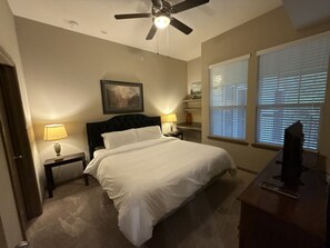 1 dormitorio, tabla de planchar con plancha, wifi gratis y ropa de cama