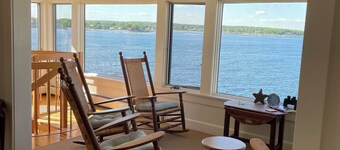 Maine coast home with fabulous views!