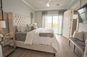 3 多间卧室、客房内保险箱、熨斗/熨衣板、WiFi