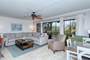 TV, lettore DVD, stampante