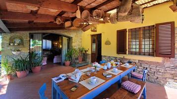 Ristorazione all'aperto