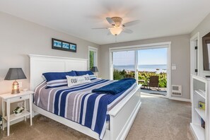 3 bedrooms, iron/ironing board, travel cot, free WiFi