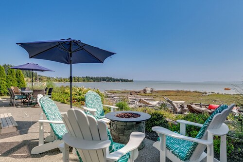 On The Beach! Rambler w/Watercraft, Lawn & Games!