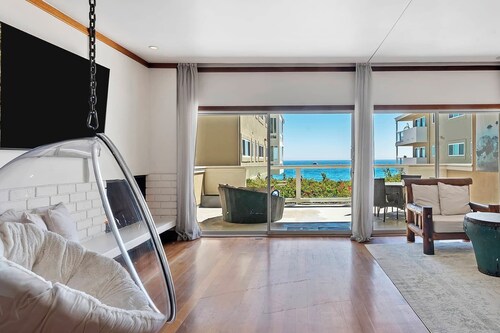 SPECTACULAR MALIBU BEACH FRONT!