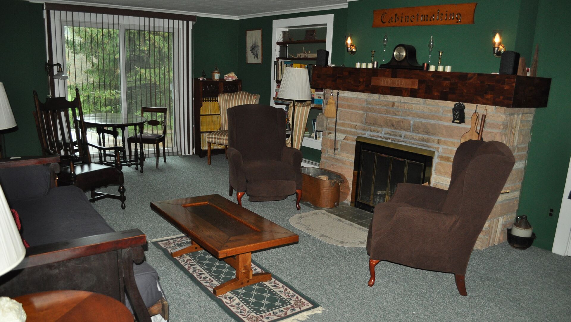 ONE COUPLE!!    $120 per nite