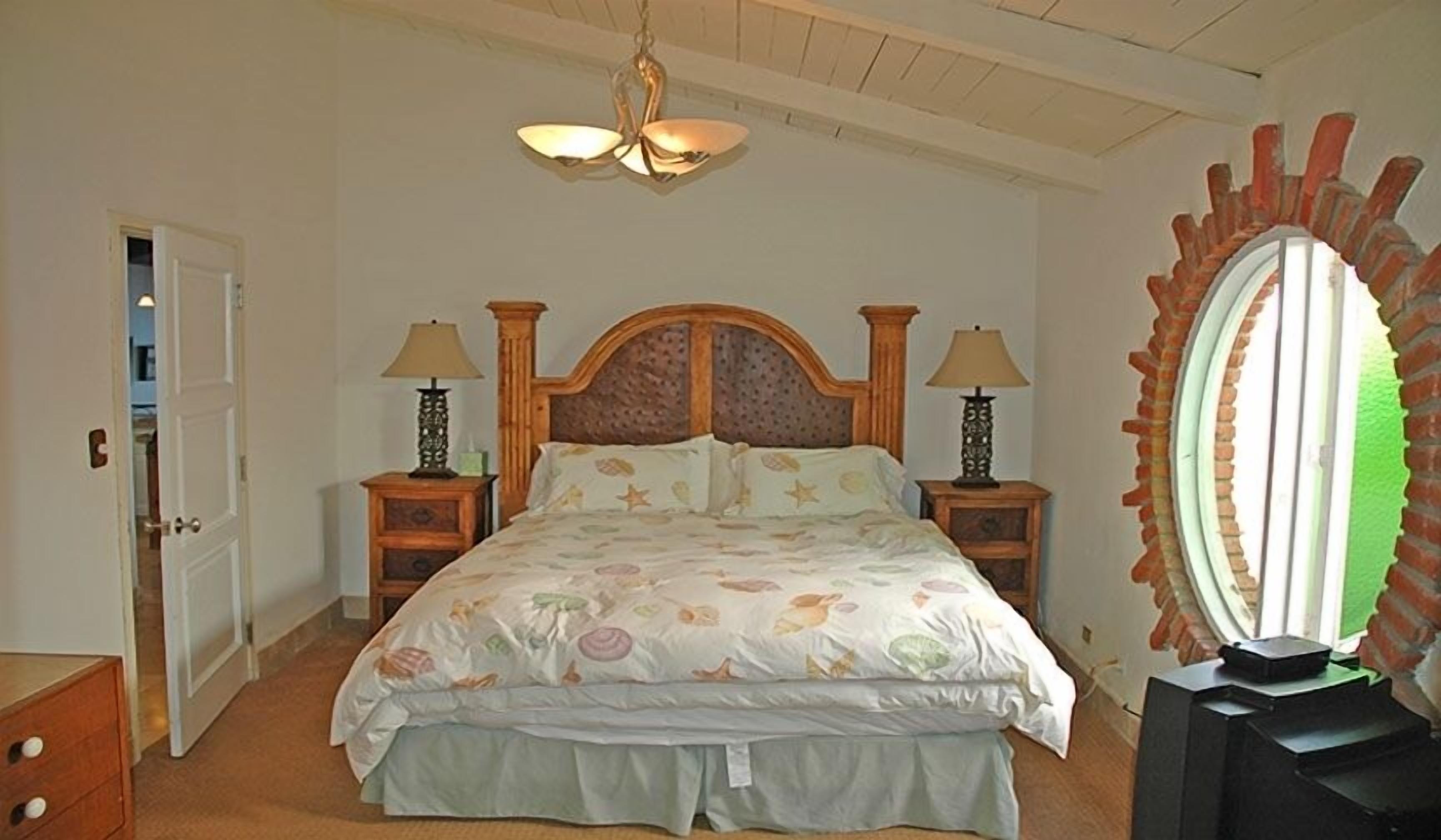 Oceanfront - Las Gaviotas Finest  Luxury Home W/Private Hottub