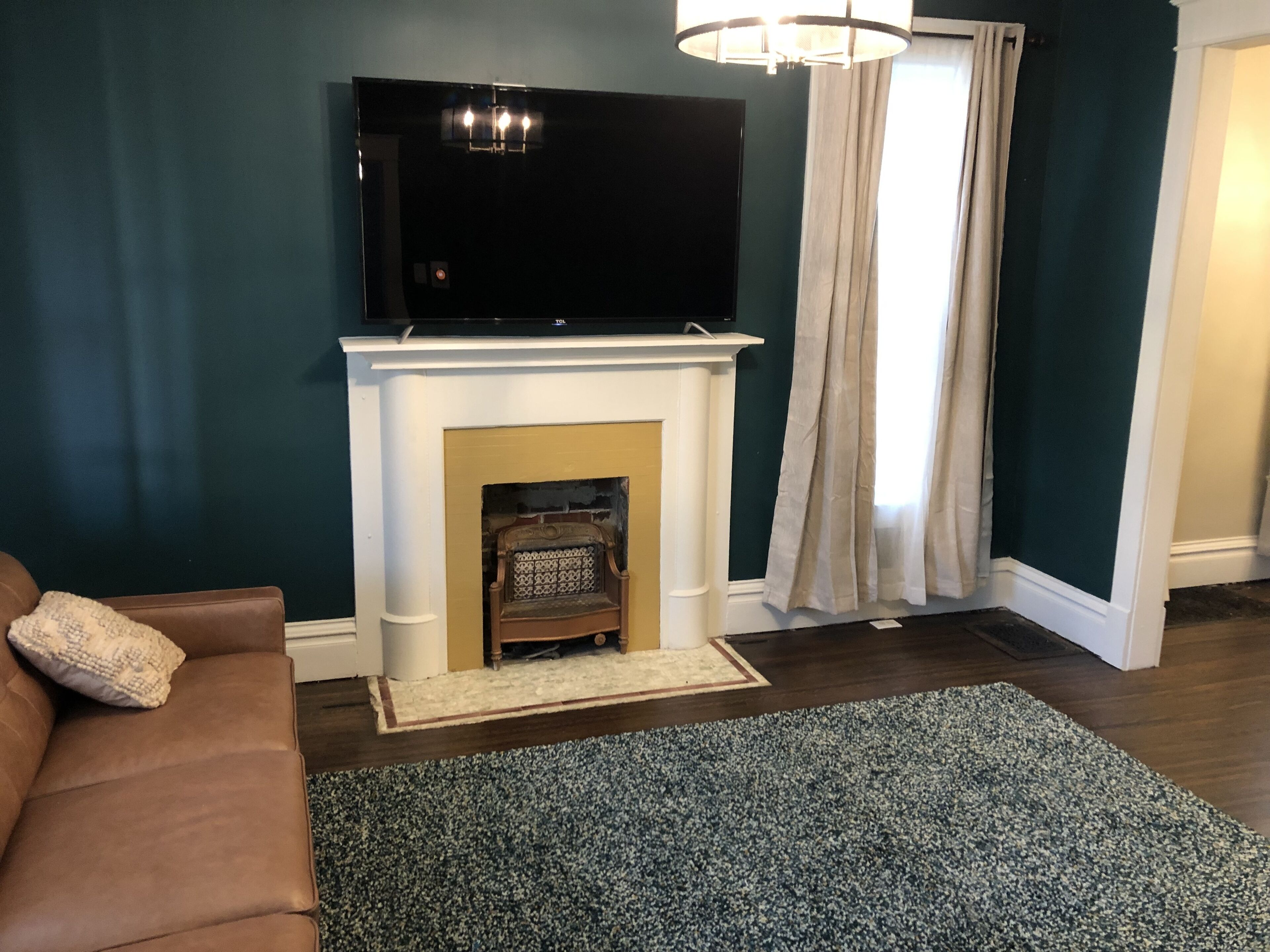 North Hyde Park House on 33rd & Holmes. 4bed 2bath