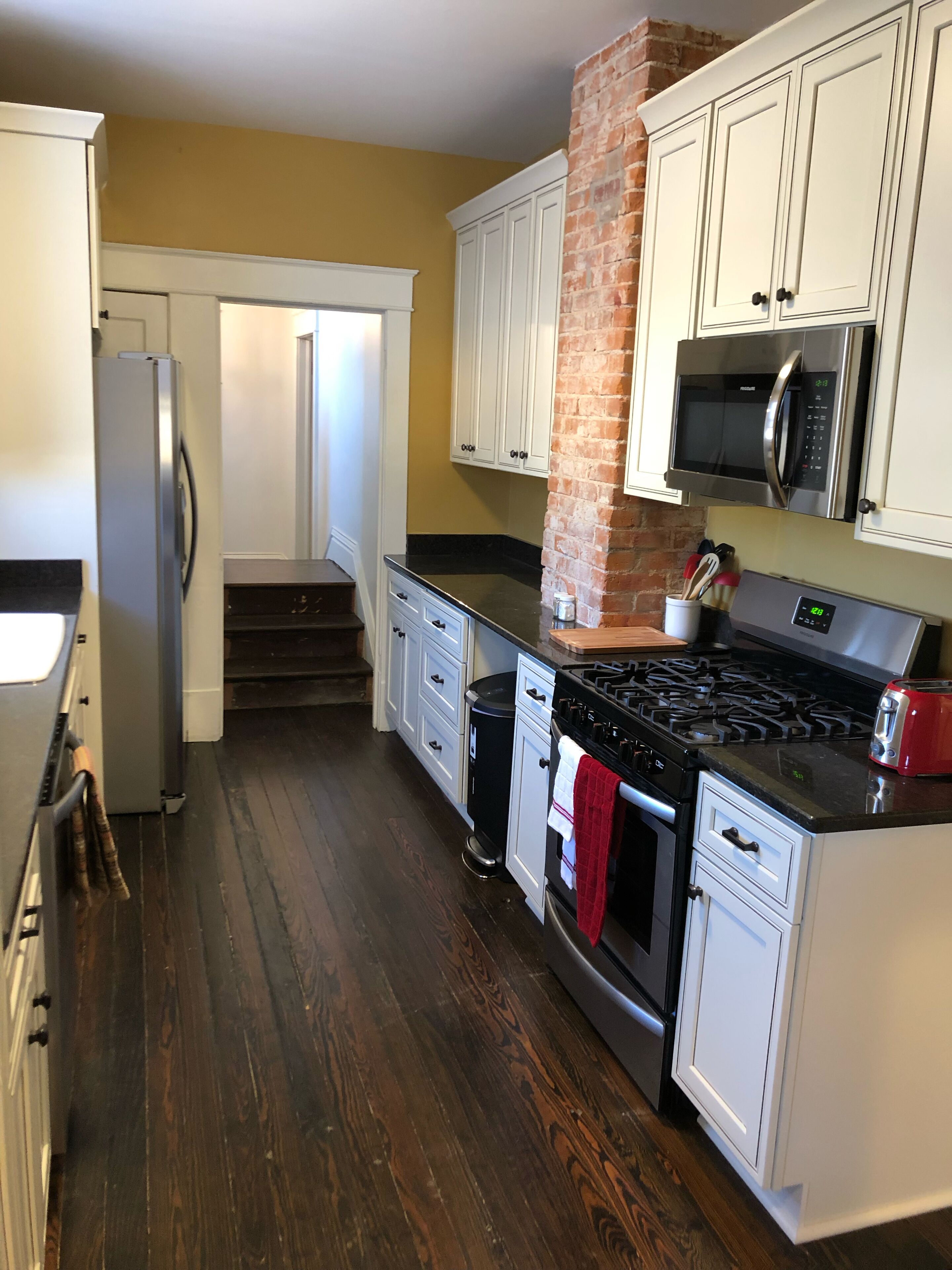 North Hyde Park House on 33rd & Holmes. 4bed 2bath