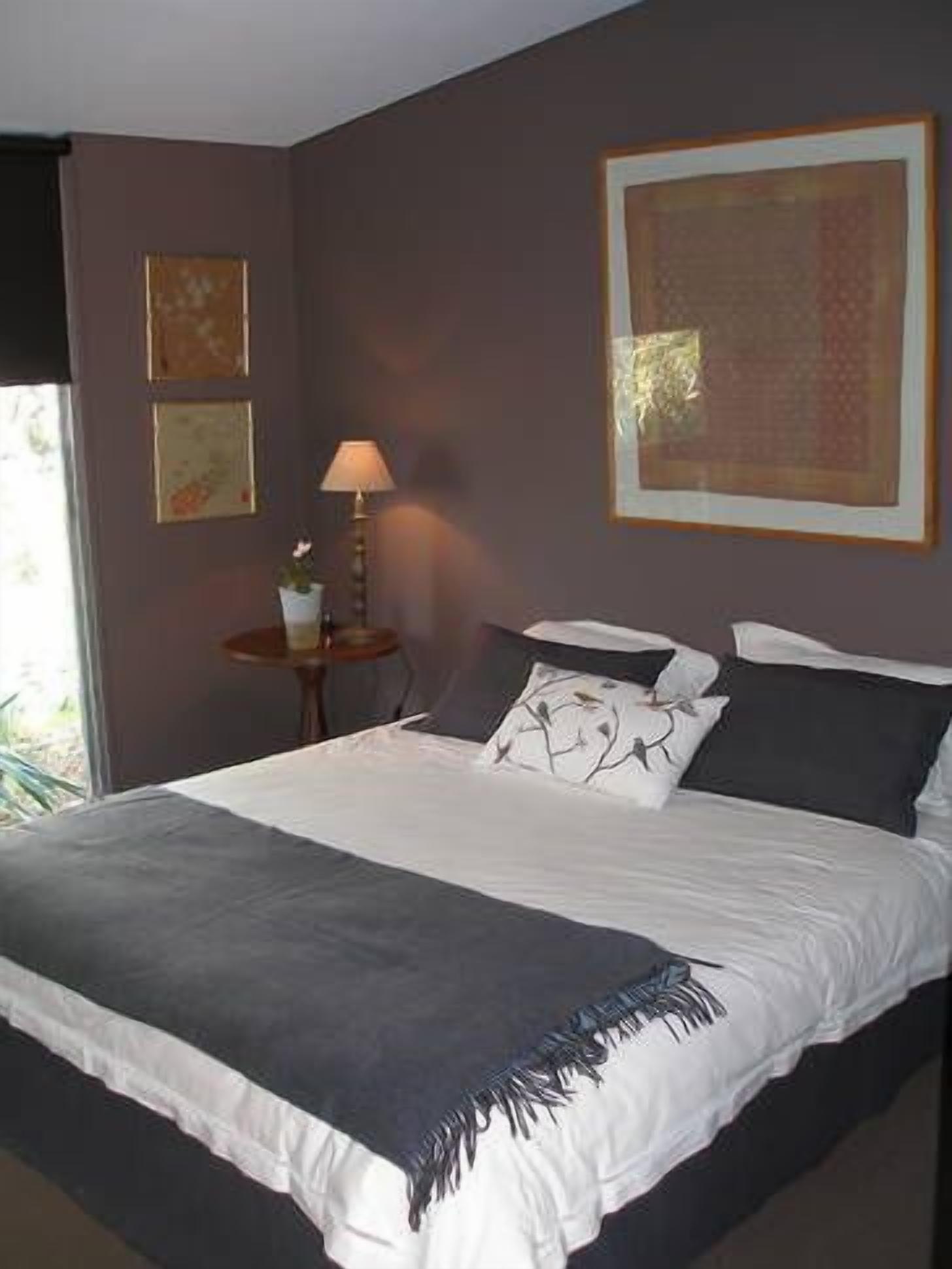 Bluebird Escape, Southern Highlands