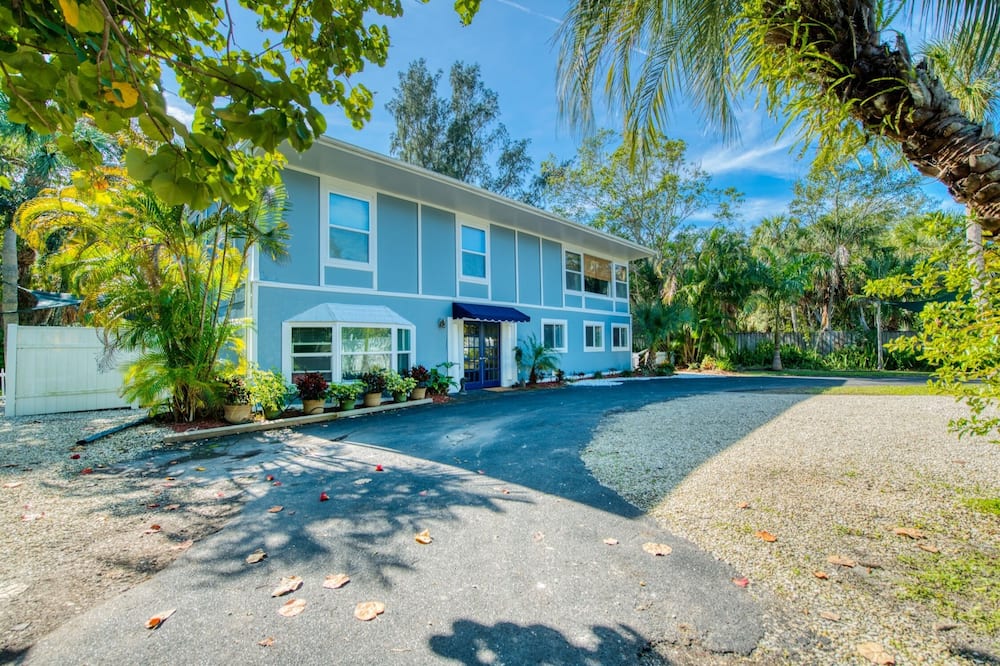 Sarasota Apartment