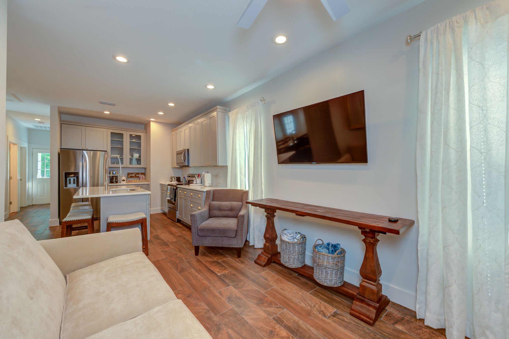 3b  -Downtown, Riverwalk, Historic Missions, AFB, King William, The Pearl