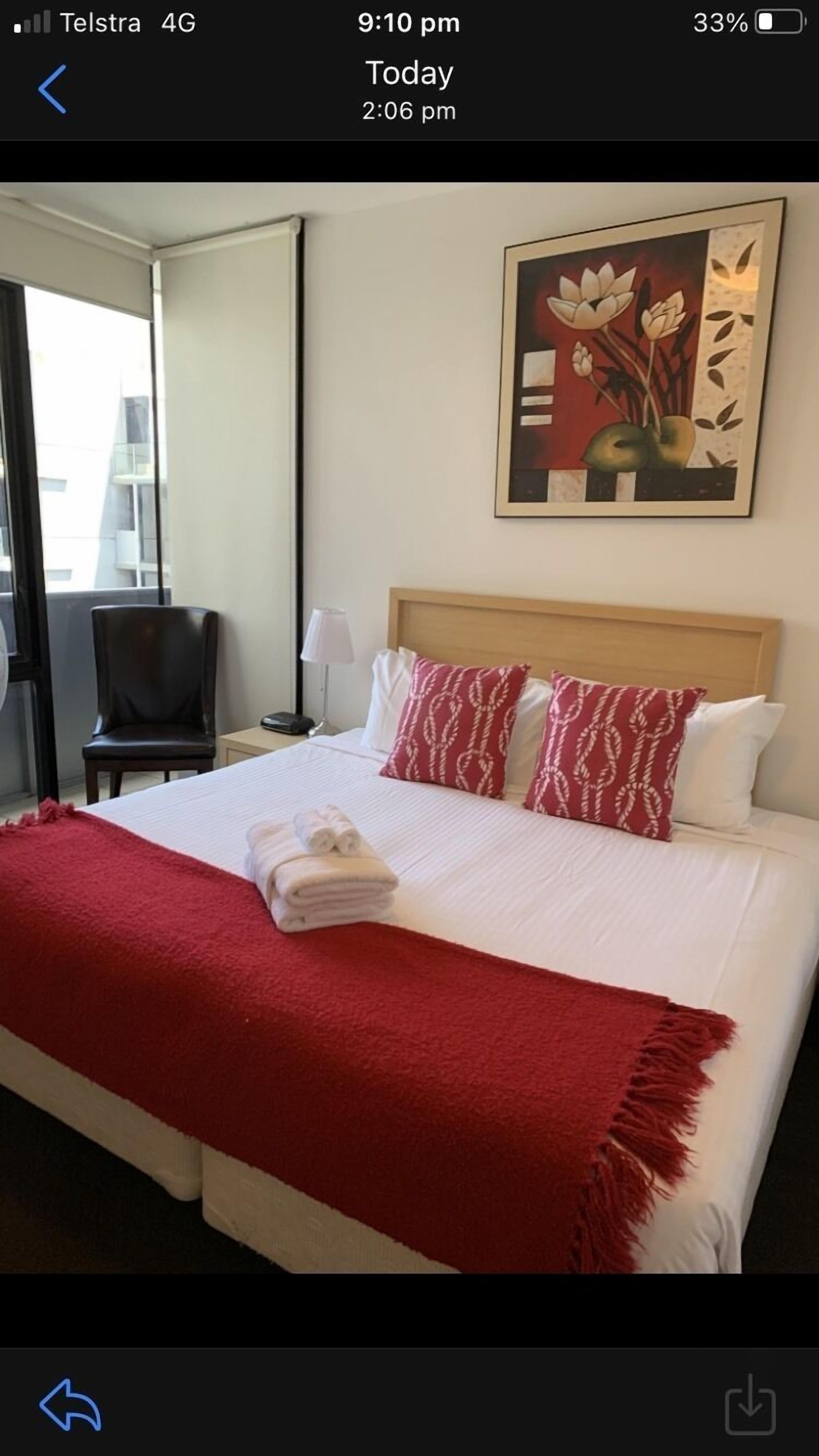 Ballantrae Docklands Apartment 2BD 2BA free WiFi and under cover parking — image 13