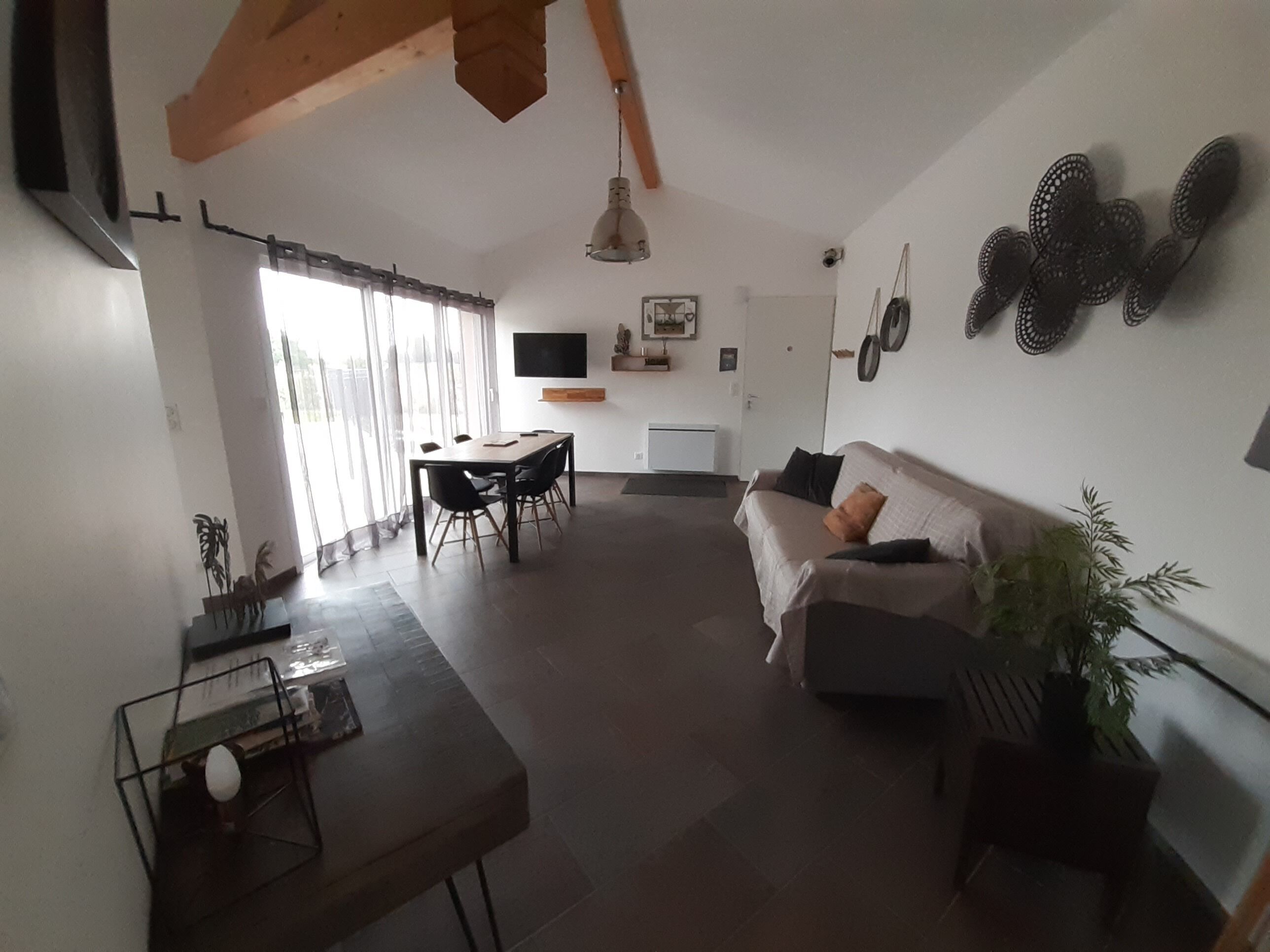 New house, in the countryside with swimming pool