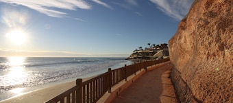 Superb luxury Villa With Private Pool, 2 Minute Walk to sandy Blue Flag beach.