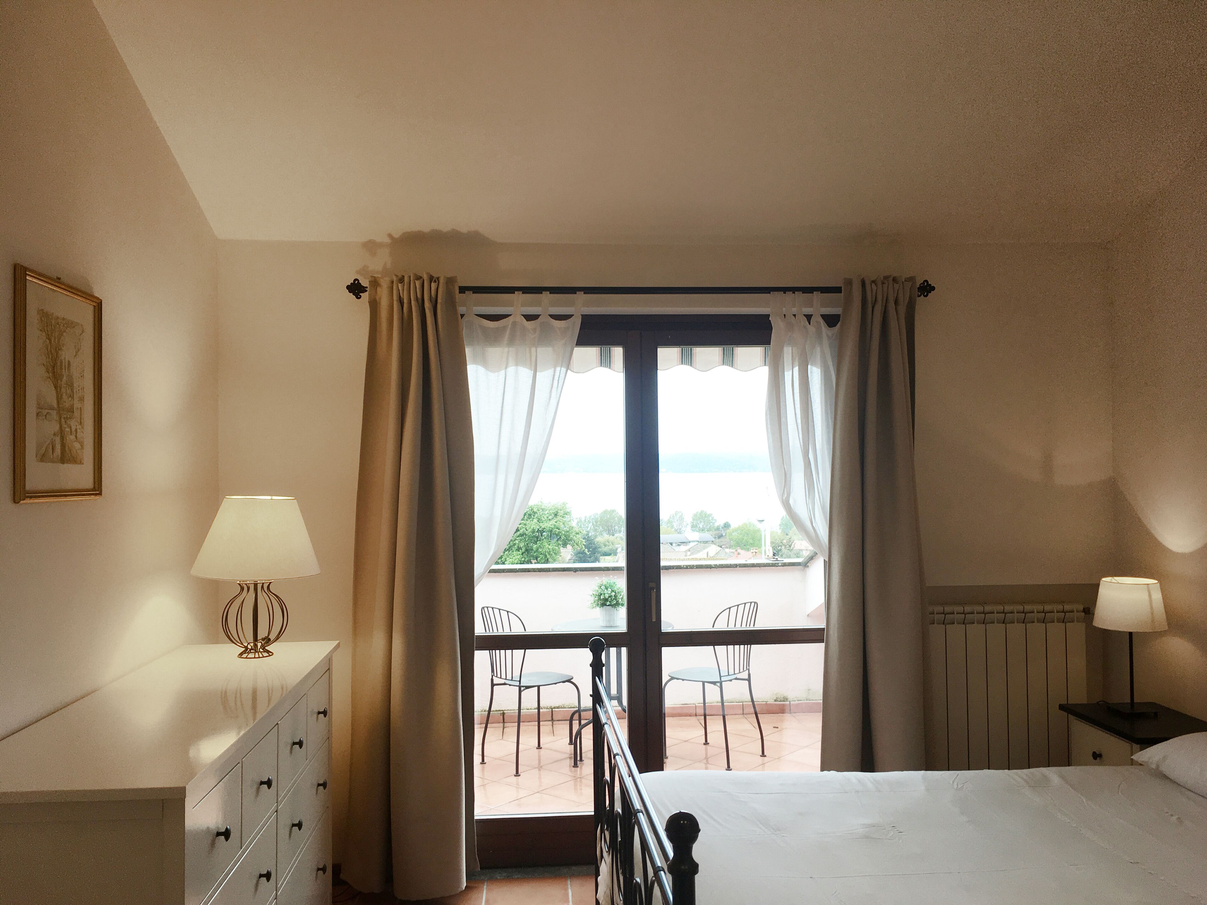 3 Schlafzimmer, Schreibtisch, Bügeleisen/Bügelbrett, Reisekinderbett