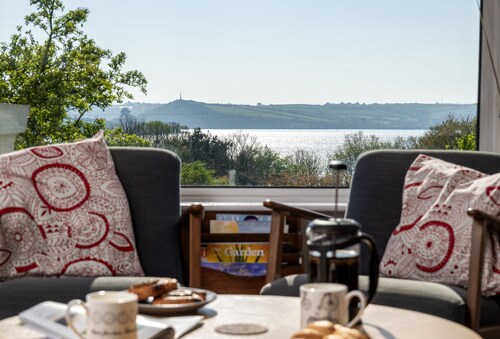 Schoopers is set amongst rolling green fields on the edge of the Camel Estuary.