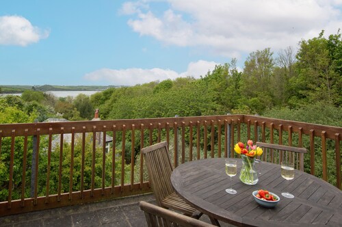 Schoopers is set amongst rolling green fields on the edge of the Camel Estuary.