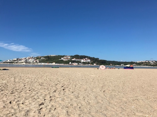 Atemberaubendes Haus mit separatem Nebengebäude, privatem Pool und Tennisplatz in der Nähe von Obidos