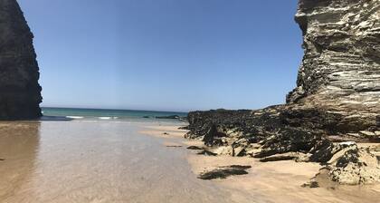 Beautiful Modern SeaView Apartment in WatergateBay