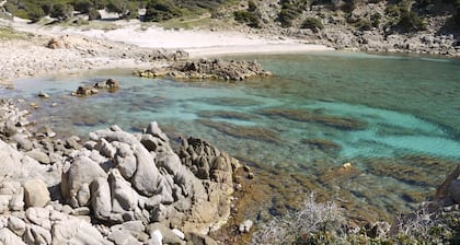 Sleeps 10 100 mt from Perdalonga beach. Wifi
