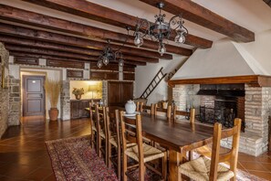 Dining - Beautiful renovated stone villa - private pool,park,air conditioning,smart tv (AREZZO)