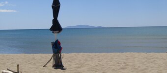 Leo's house, peace and relaxation in a typical Maremma village ten minutes drive from the sea