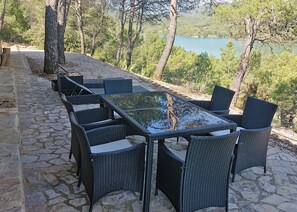 Outdoor dining - Relax – Recharge your batteries – Experience – Enjoy – What about Spain? (Beceite (Beseit))