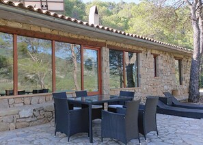 Outdoor dining - Relax – Recharge your batteries – Experience – Enjoy – What about Spain? (Beceite (Beseit))