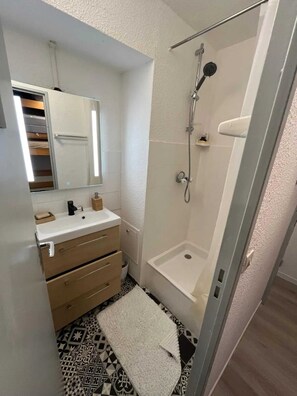 Shower - Homerez - Studio Allos - Mountain view (Allos)