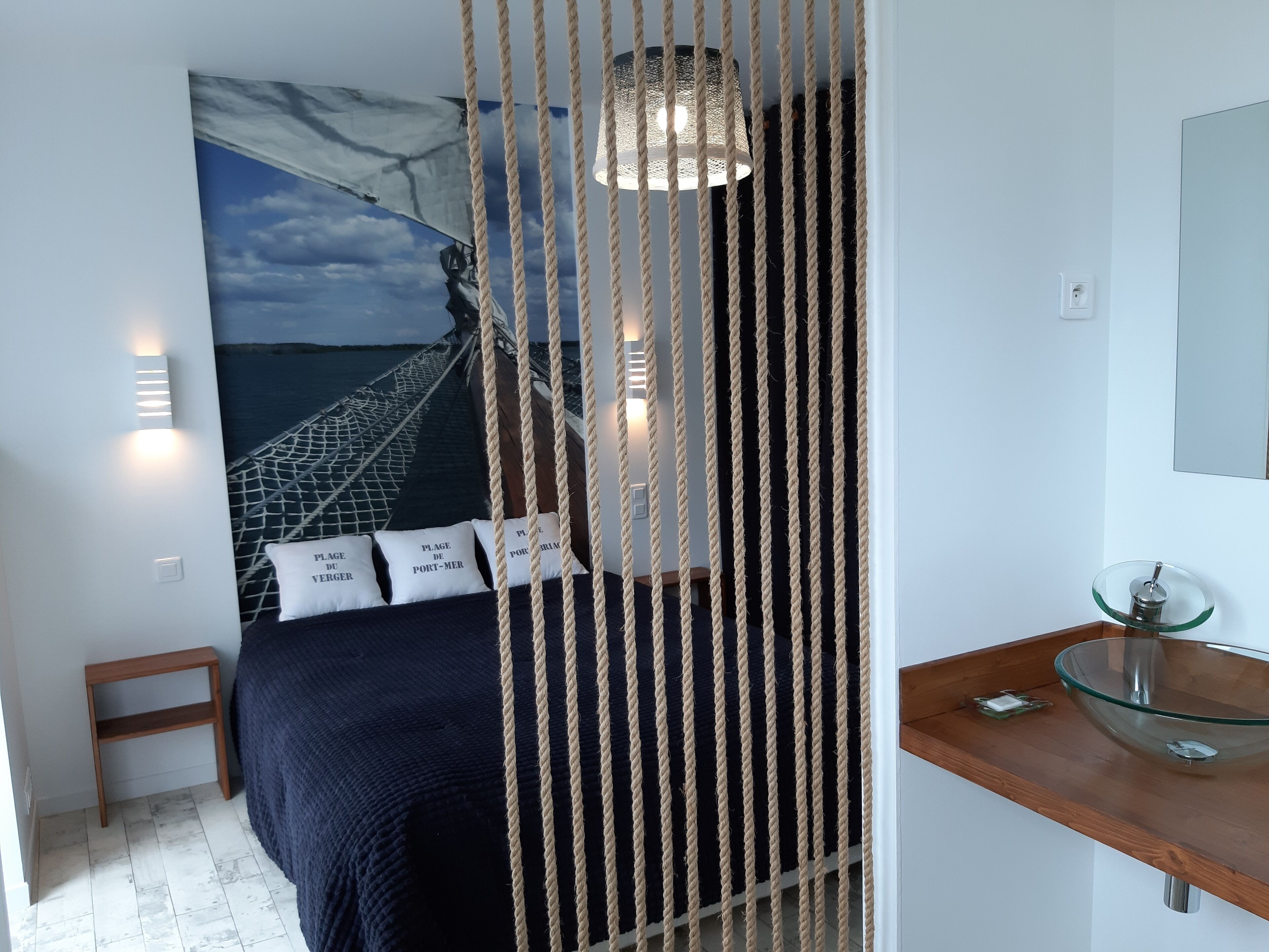 2 chambres, fer et planche à repasser, Wi-Fi gratuit