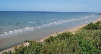 Pte HOUSE / private PARKING- TERRACE / SEA 300 meters away- LANDING BEACHES