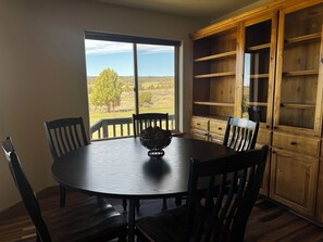 Dining - Gateway to Yellowstone, Island Park  (Ashton)