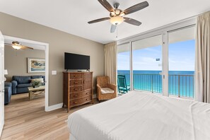 3 habitaciones, tabla de planchar con plancha y cuna de viaje 