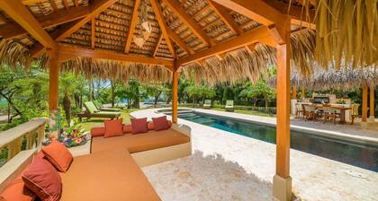 Luxury Private BEACHFRONT Home- BEST Location in Tamarindo!