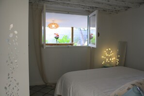 2 bedrooms, iron/ironing board, travel crib, WiFi