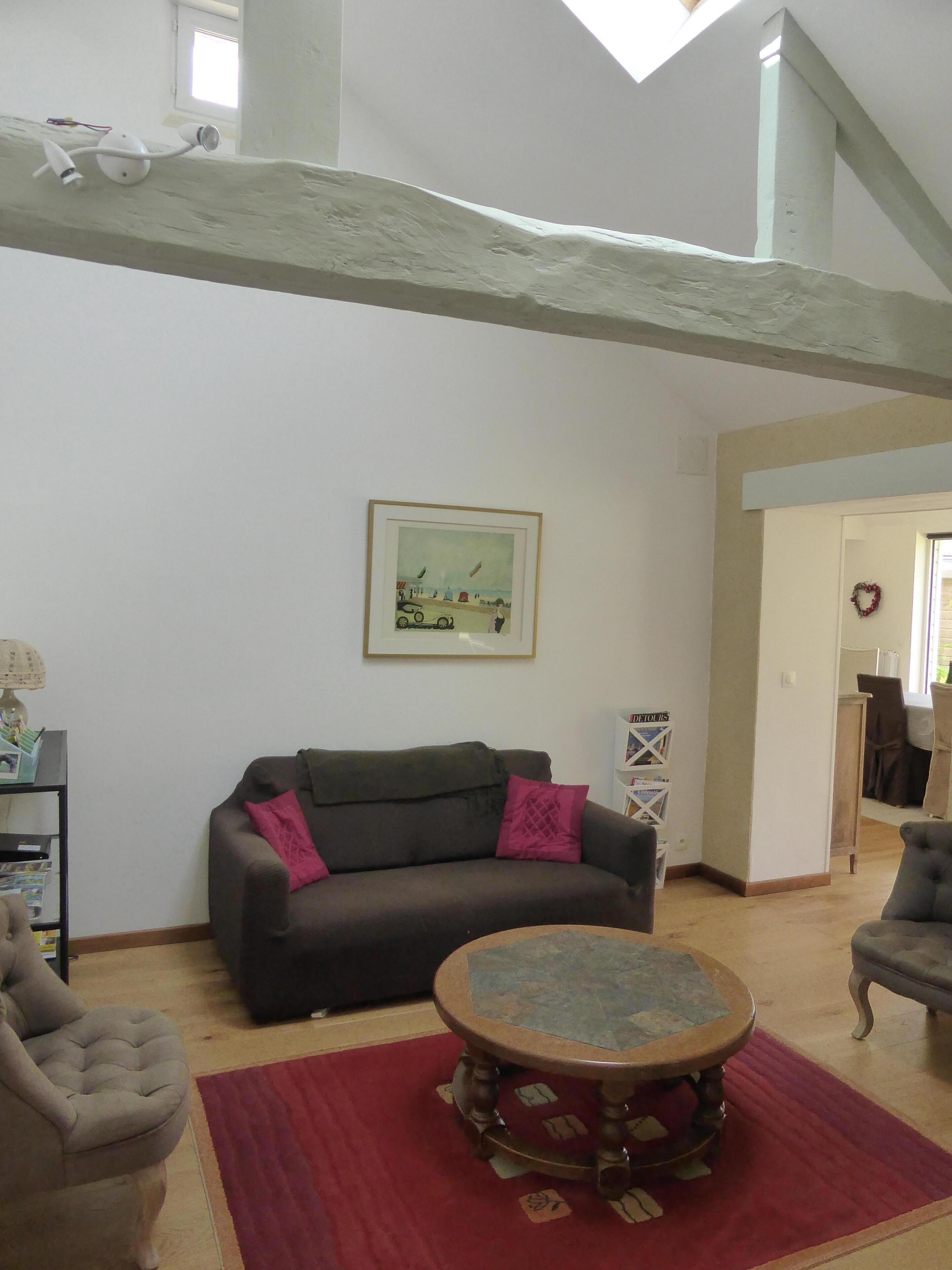Comfortable house in the heart of Bayeux with garden and private garage
