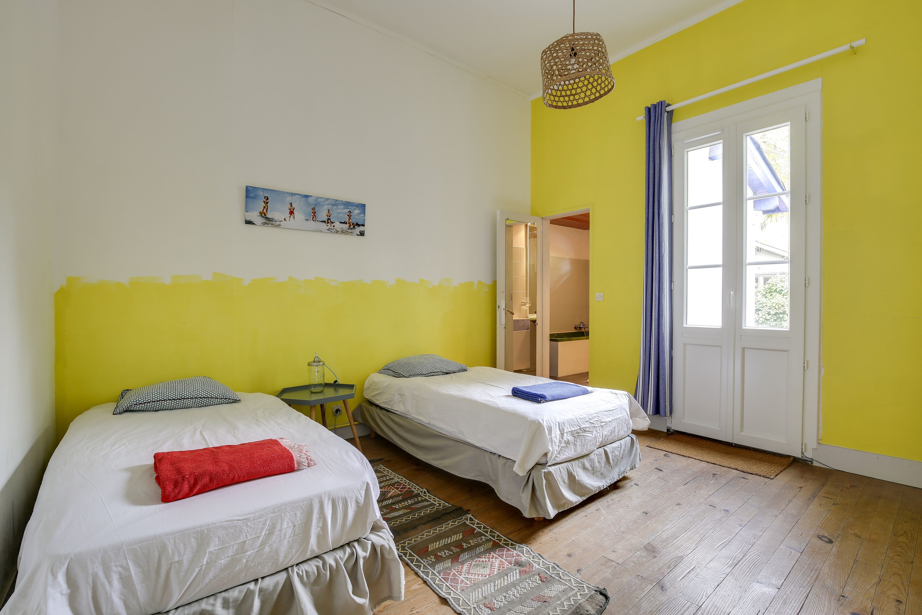 3 chambres, fer et planche à repasser, lit parapluie, Wi-Fi gratuit