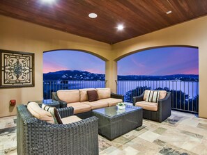 Property grounds - Waterfront on Lake Travis w/ a large Game Room and dock for fishing and boating! (Lago Vista)
