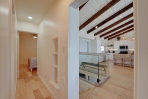 4 bedrooms, desk, iron/ironing board, travel cot