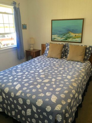 4 bedrooms, WiFi - Cape Cod in LEHYC District, Close to Bay Village, Sleeps 14 (Beach Haven)