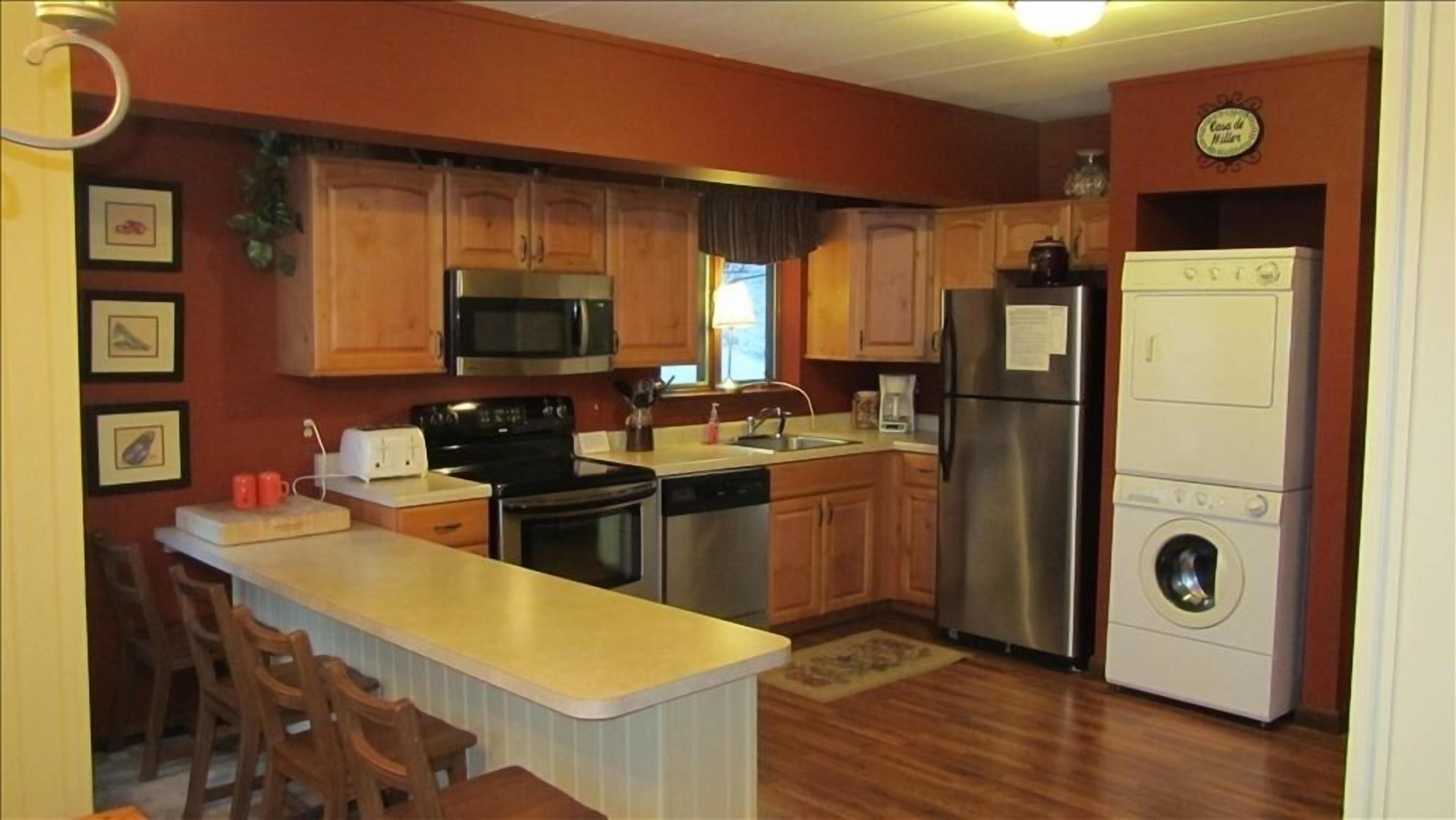 Seven Springs Mountain Villa Condo. Sleeps 6, 2 bedrooms and 2 full baths