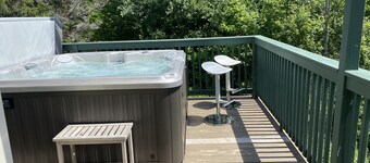 Renovated Luxury 4 Bedroom 3.5 Bath Okemo Trailside