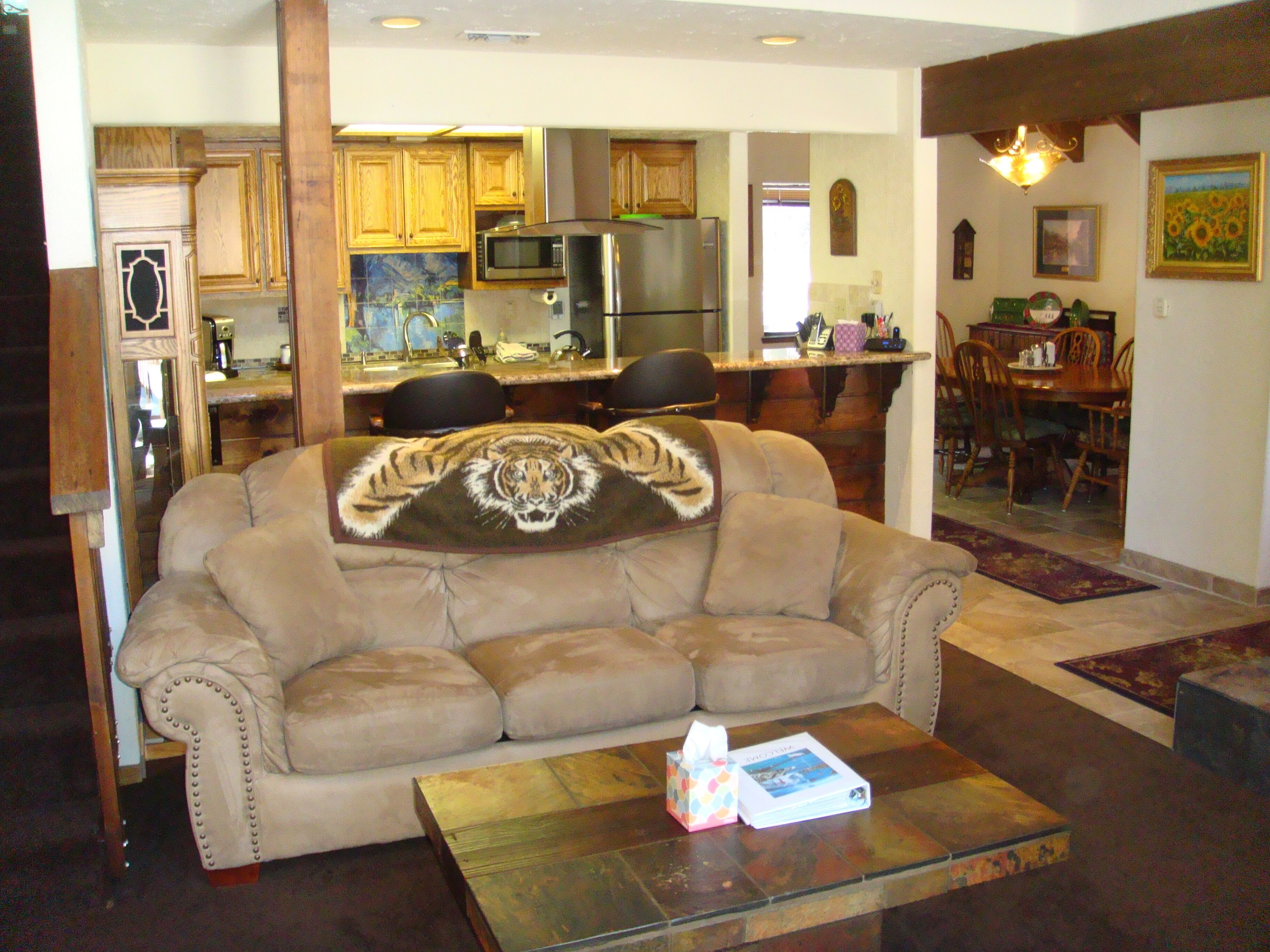 West Lake Tahoe Chalet, 3/2 + Loft, Hiking, Biking, Skiing, Sledding, Sleeps 8, 